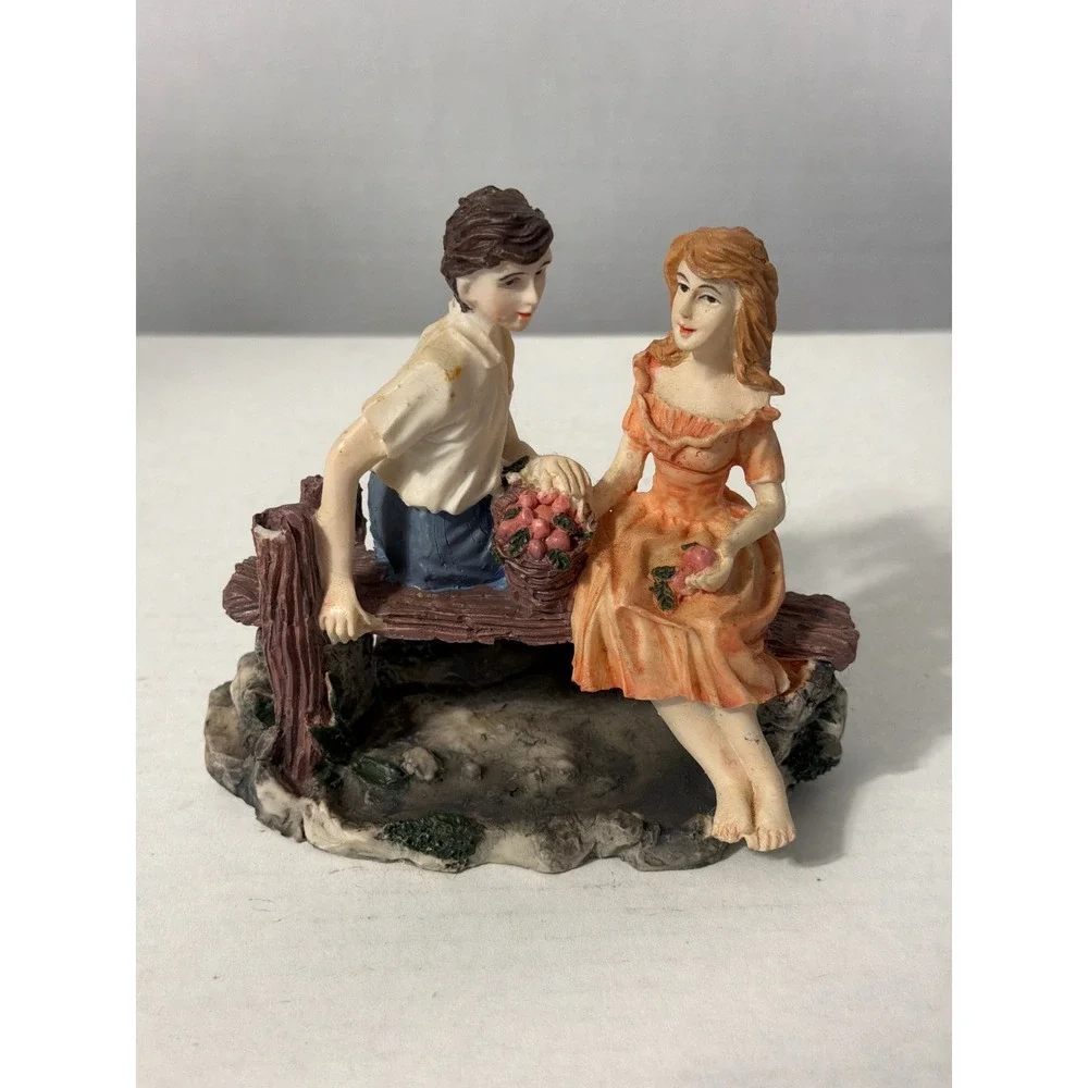 Vintage Style Resin Figurine Couple on Bench Romantic Pastoral Decor